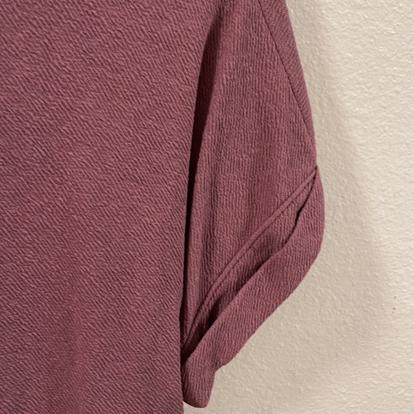 Express tie back/front top! - Picture 3 of 4